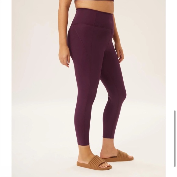 Girlfriend Collective Plum Compressive High-Rise Legging - Picture 2 of 6